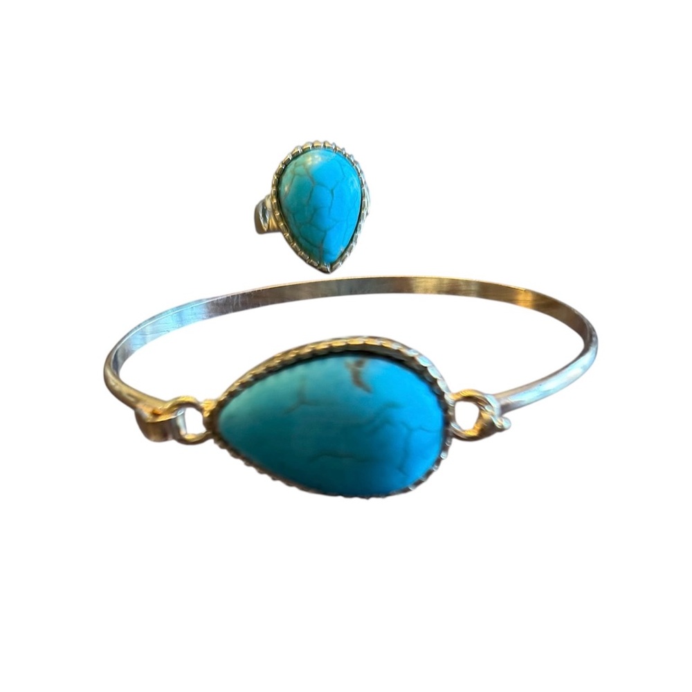 Turquoise and Gold Bracelet and Ring Set